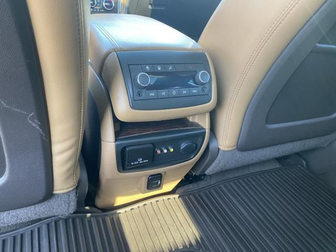 2017 Buick Enclave Premium AWD - Photo #17