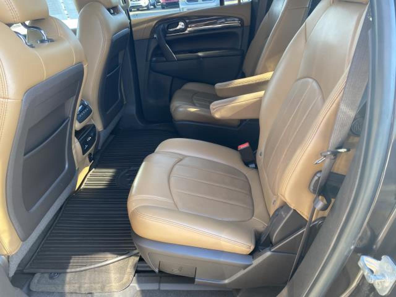 2017 Buick Enclave Premium AWD - Photo #11