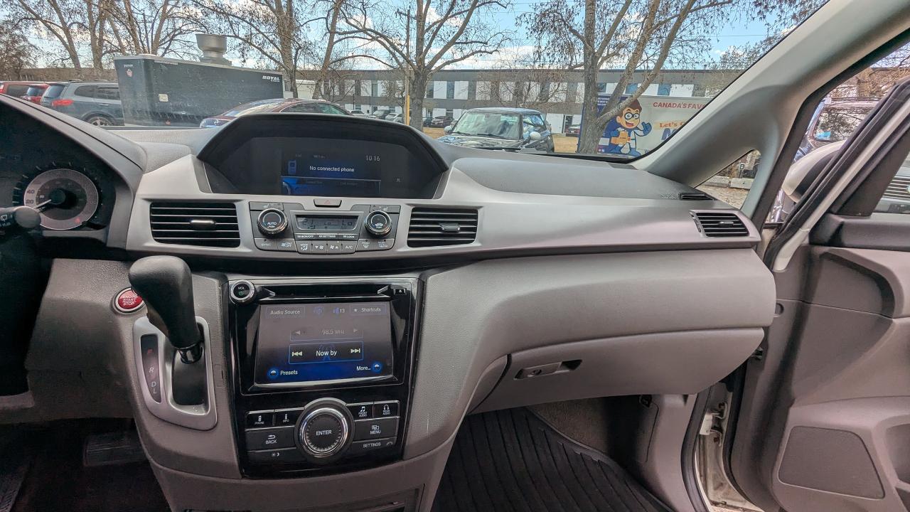 2015 Honda Odyssey EX-L RES - Photo #11