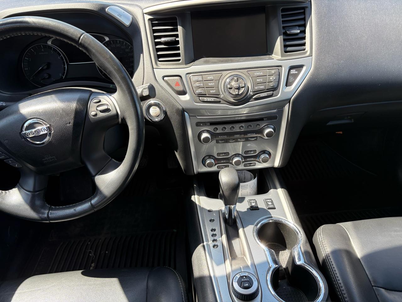 2017 Nissan Pathfinder SL - Photo #15
