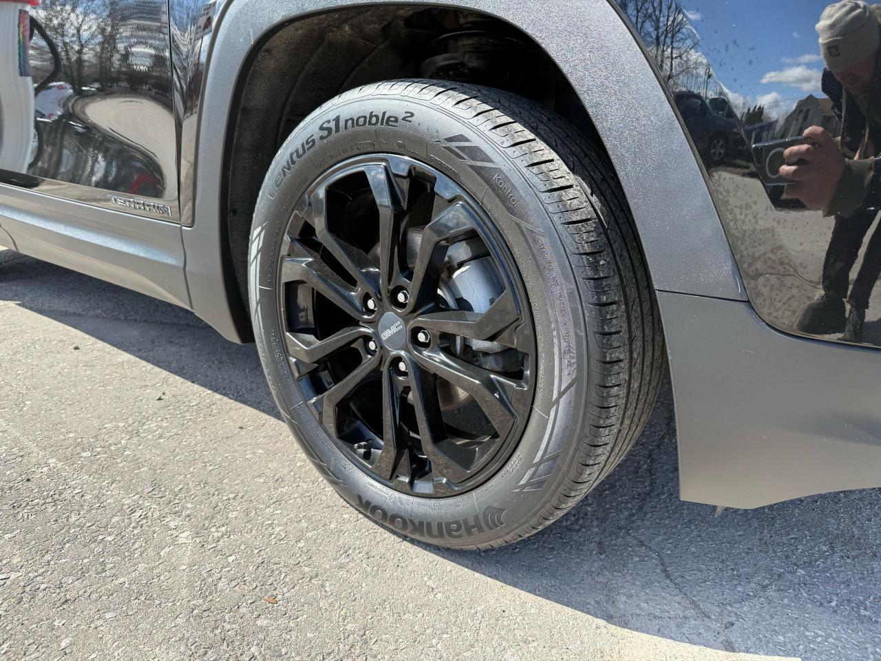 2020 GMC Terrain SLE - Photo #13