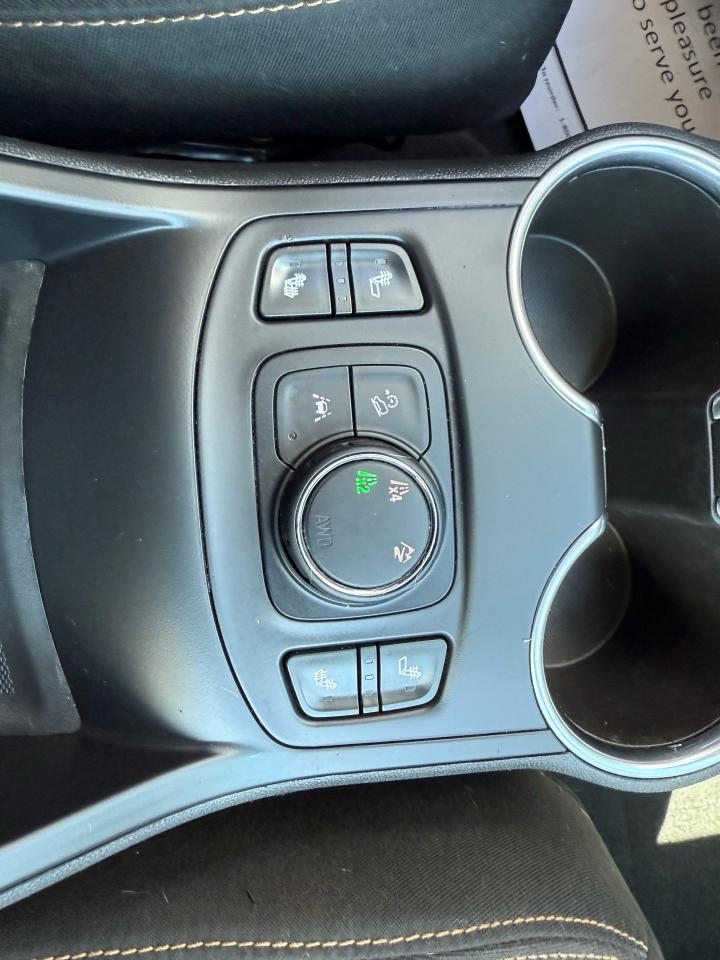 2020 GMC Terrain SLE - Photo #12