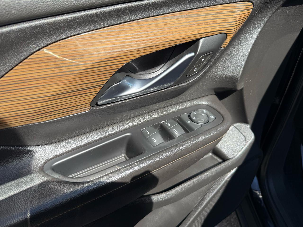2020 GMC Terrain SLE - Photo #8