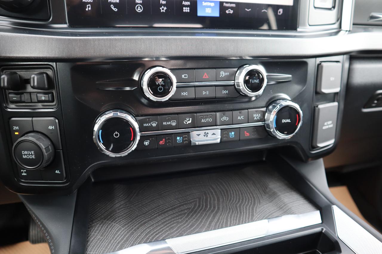 2025 Ford F-350 Super Duty SRW PLATINUM Photo5