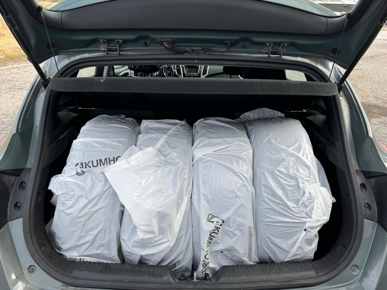 2014 Hyundai Elantra GT GL | HEATED SEATS | BLUETOOTH | 6 SPEED | Photo18