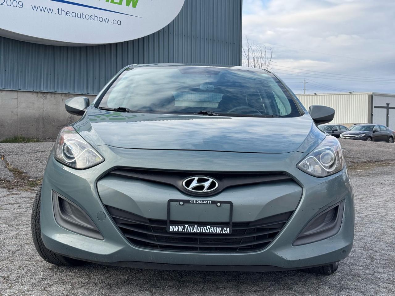 2014 Hyundai Elantra GT GL | HEATED SEATS | BLUETOOTH | 6 SPEED | Photo2