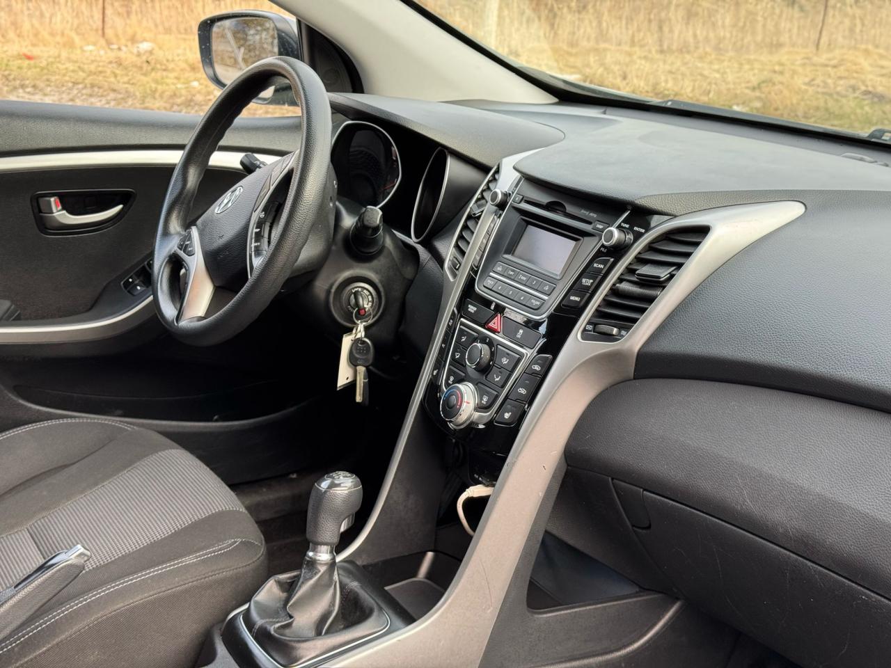 2014 Hyundai Elantra GT GL | HEATED SEATS | BLUETOOTH | 6 SPEED | Photo8