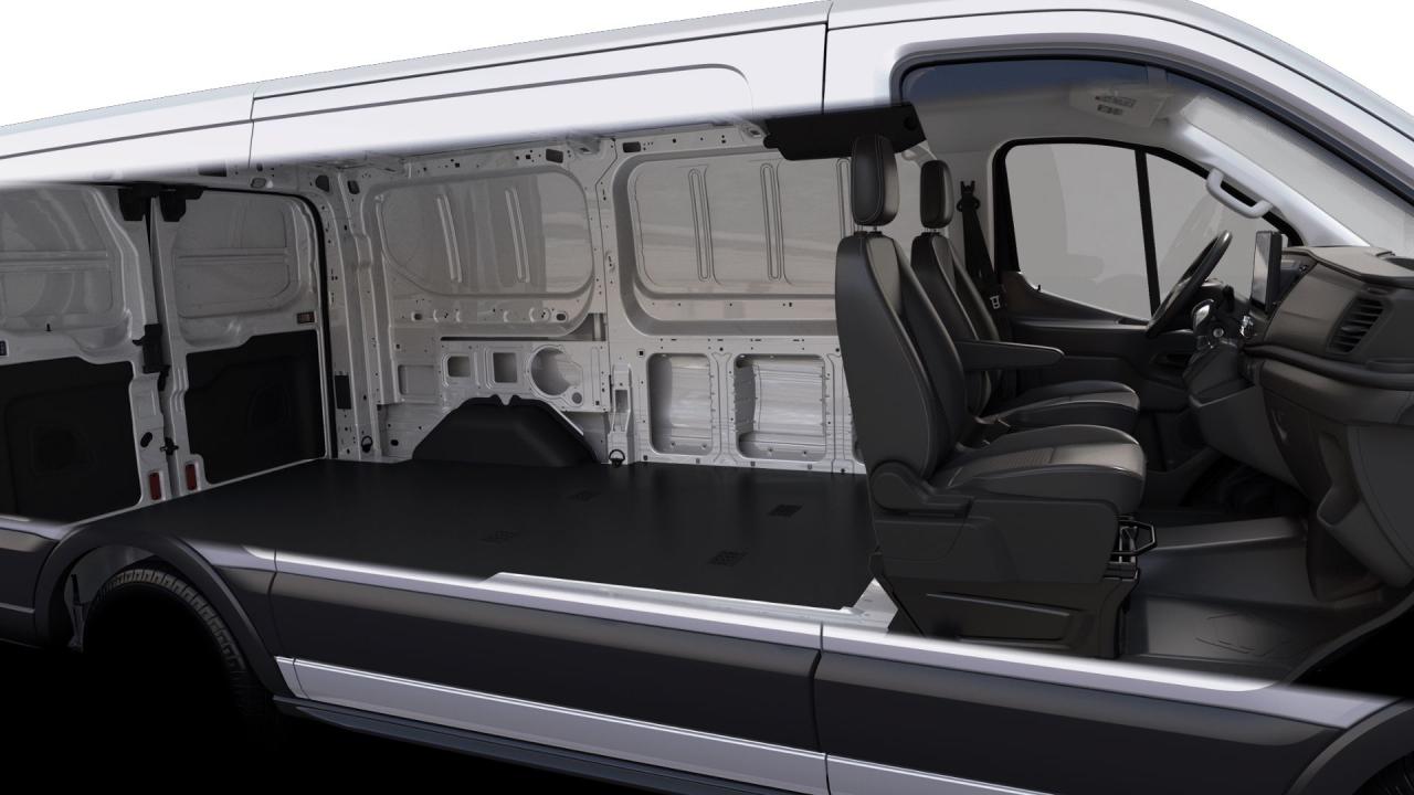 2025 Ford Transit Cargo Van T-250 130" Low Rf 9070 GVWR RWD Photo5