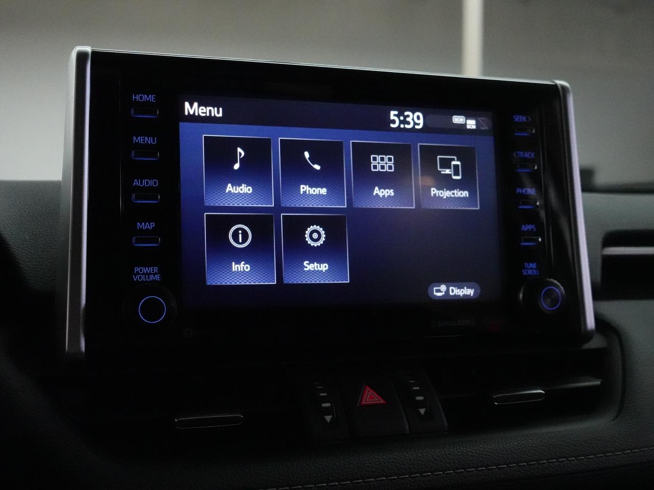 2022 Toyota RAV4 XLE | AWD | Sunroof | Leather | BSM | CarPlay