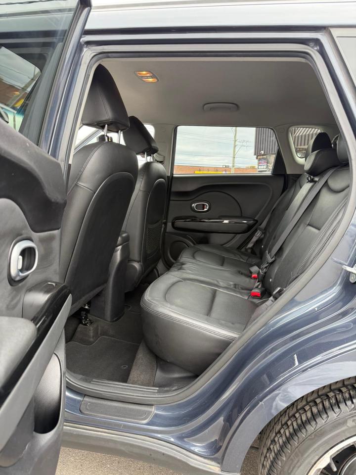 2015 Kia Soul One Owner Auto SX Luxury Leather Camera New brakes - Photo #10