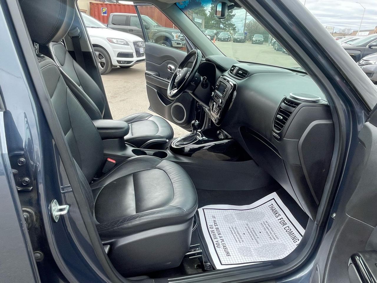 2015 Kia Soul One Owner Auto SX Luxury Leather Camera New brakes - Photo #14