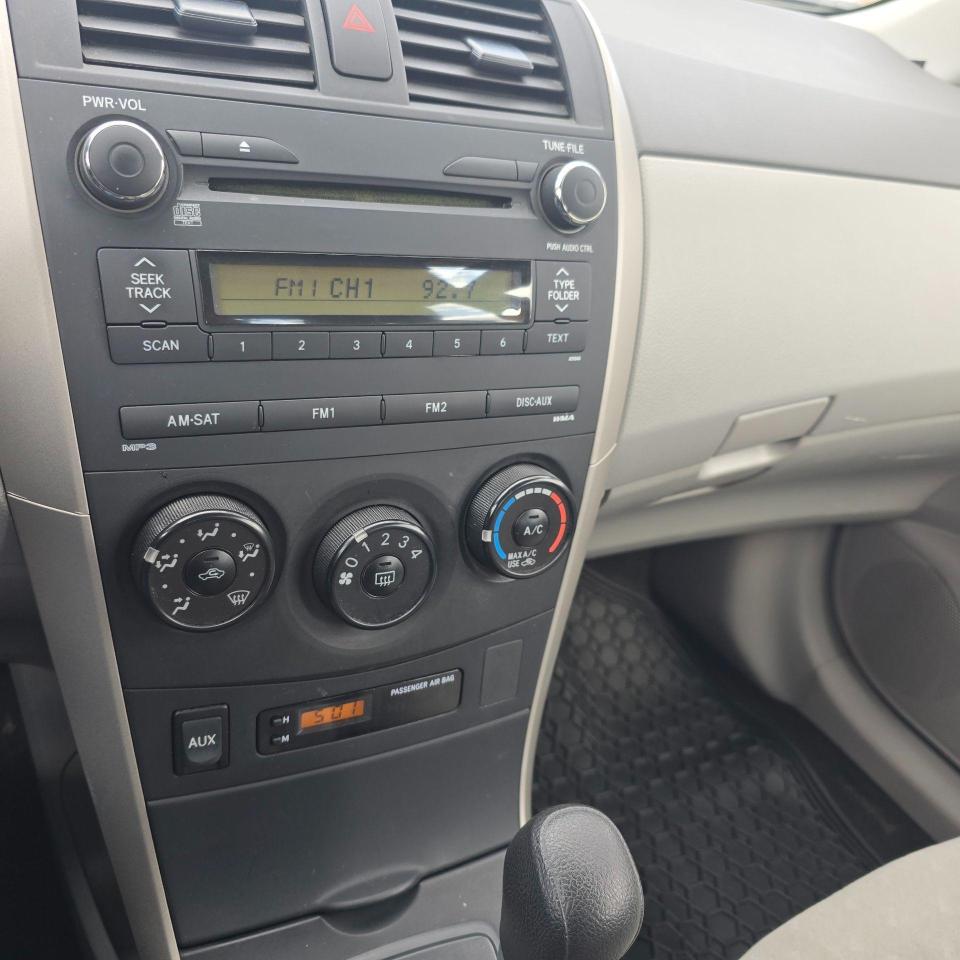 2010 Toyota Corolla 4DR SDN AUTO CE - Photo #11