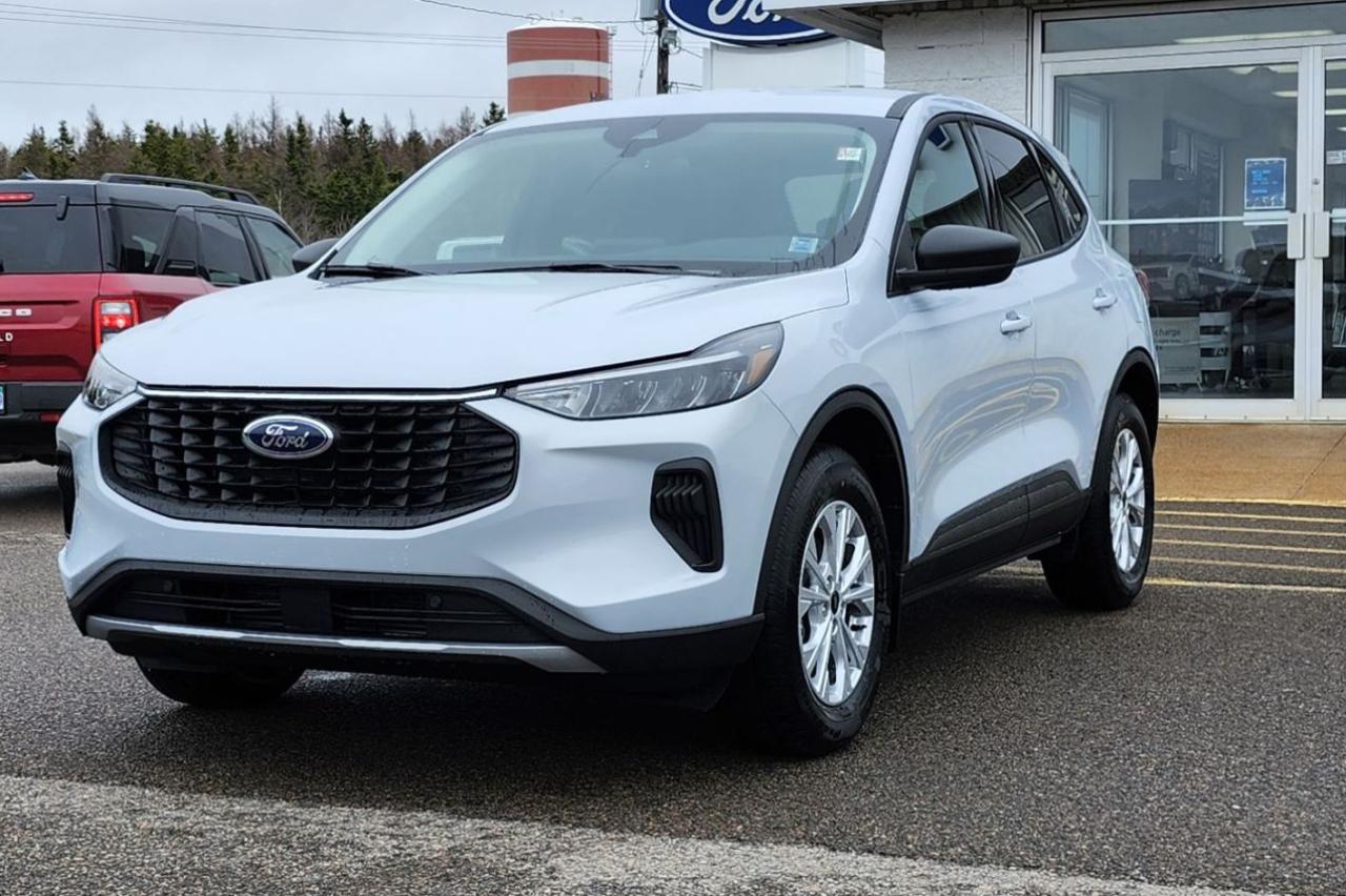 2025 Ford Escape Active AWD Photo5
