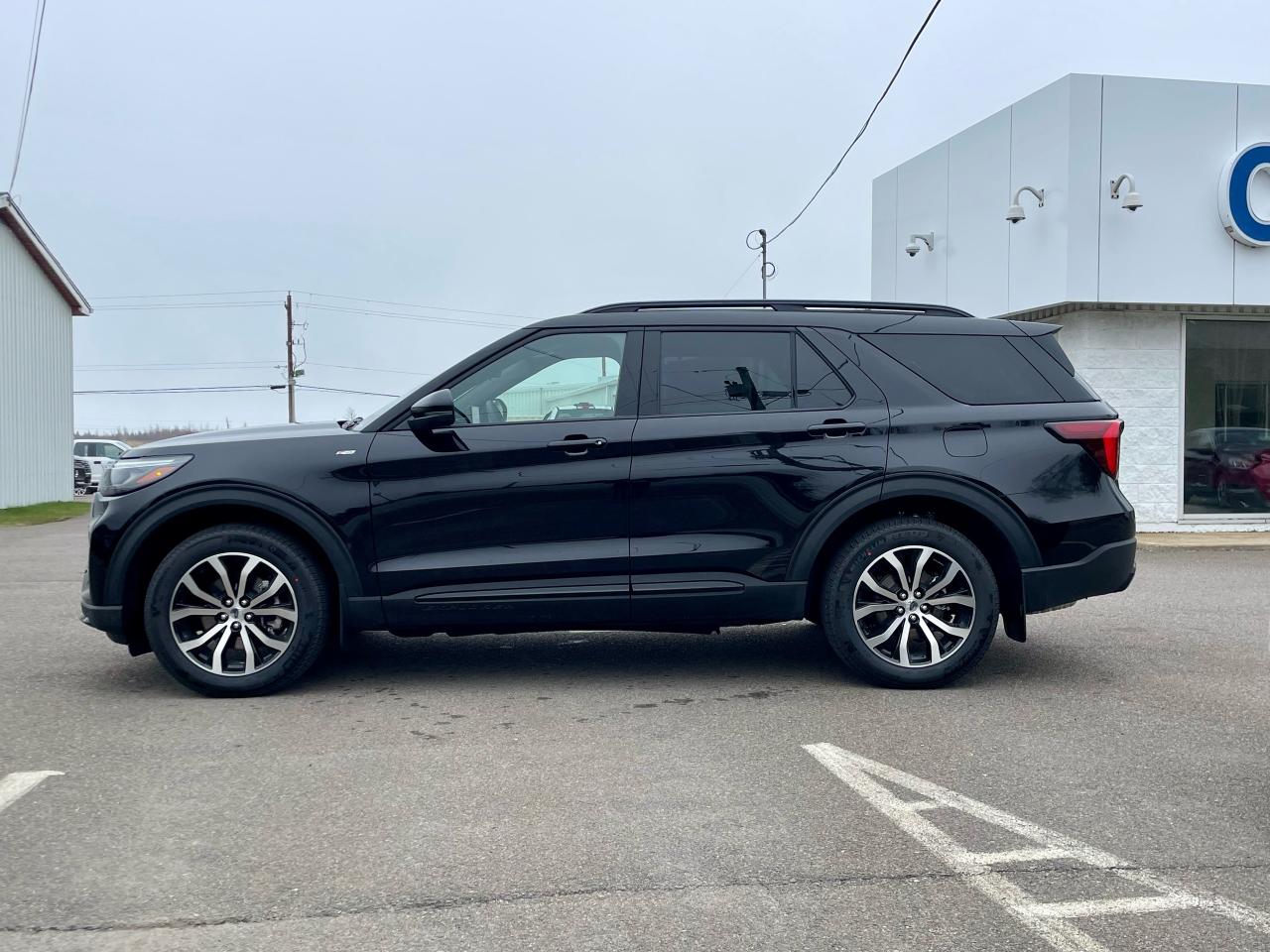 2025 Ford Explorer ST-LINE 4WD Photo5