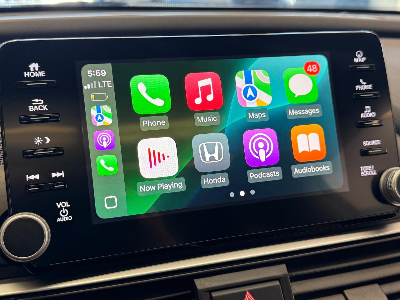 2019 Honda Accord Touring 1.5T+HUD+Cooled Leather+GPS+Lane Keep - Photo #32