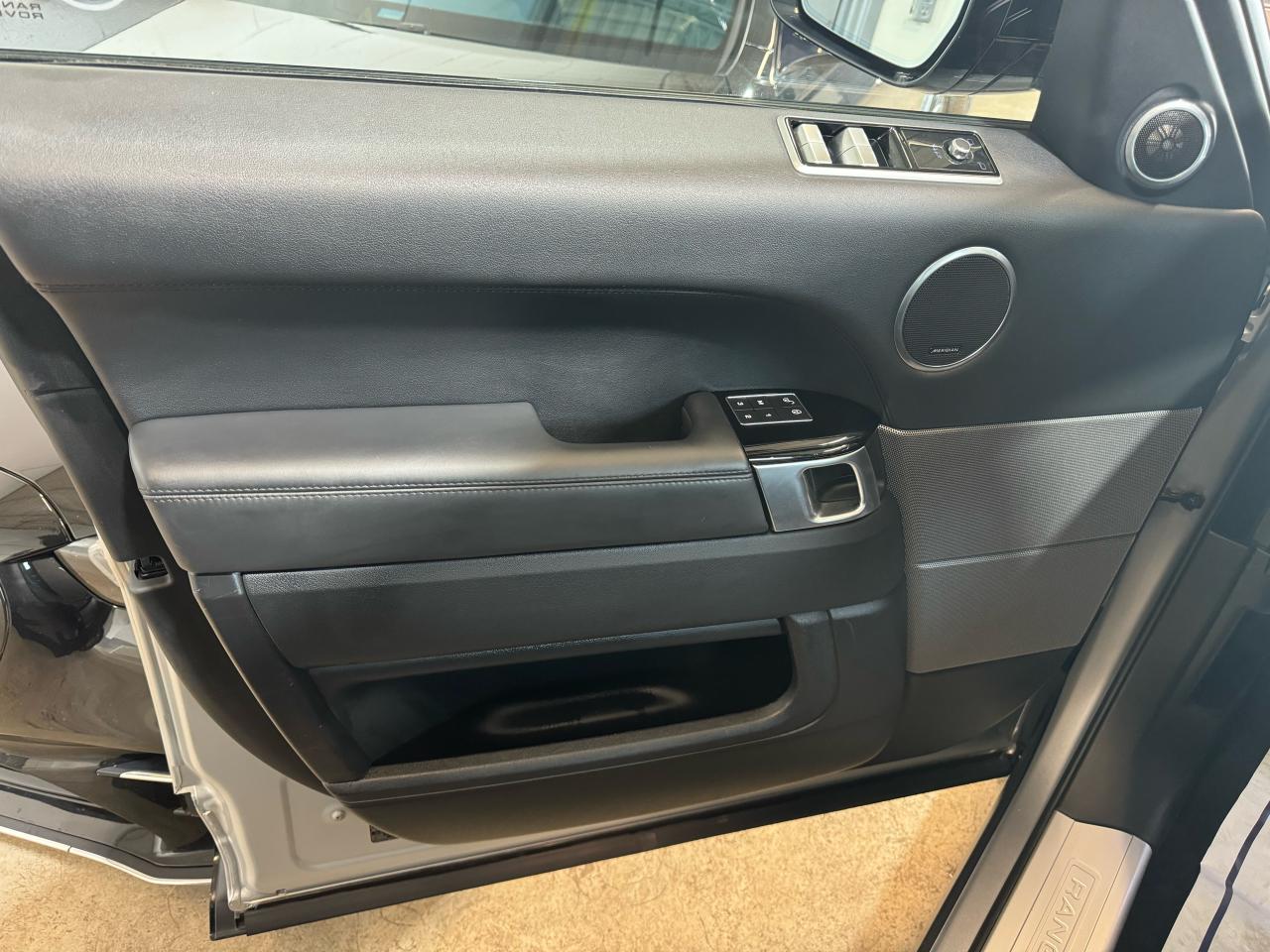 2020 Land Rover Range Rover Sport HSE|NAV|BACKUP|BSM|LKA|MERIDIAN|COOLED SEATS| - Photo #12