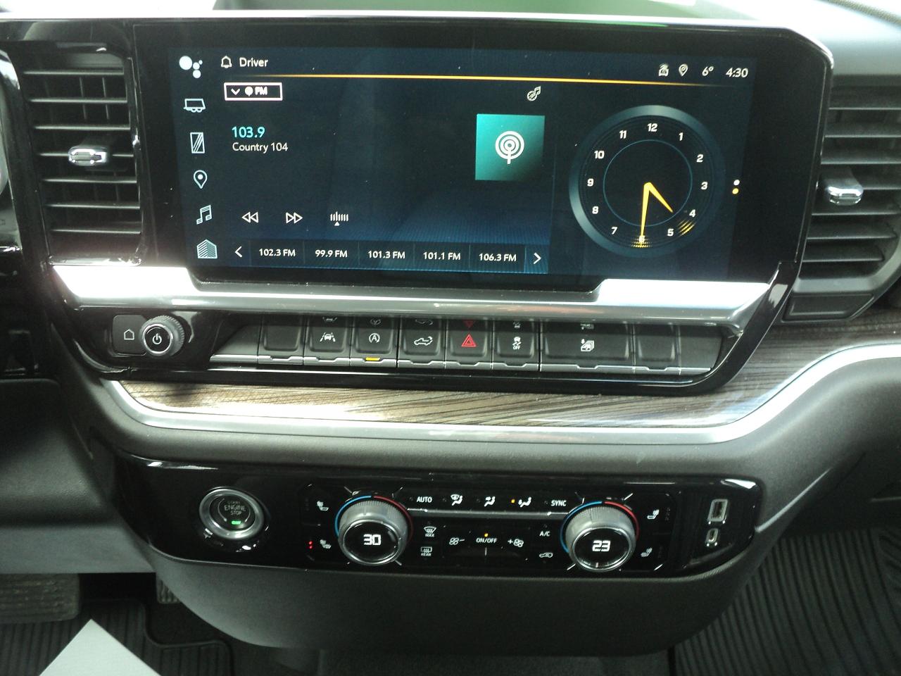 2022 Chevrolet Silverado 1500 LT DoubleCab4x4 5.3L 6'7"Box HeatedSteeringWheel - Photo #21