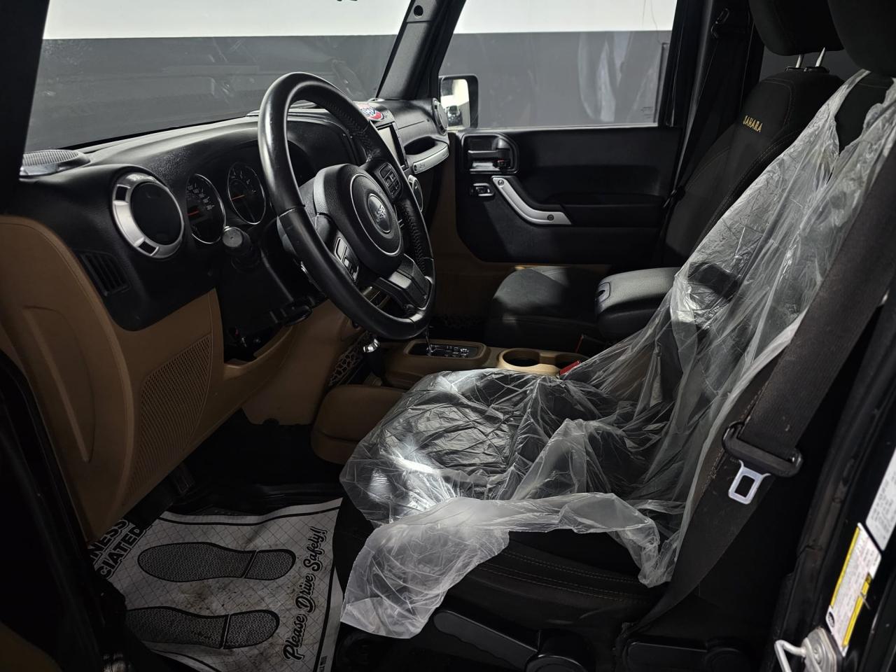 2015 Jeep Wrangler 4WD 4DR SAHARA - Photo #9
