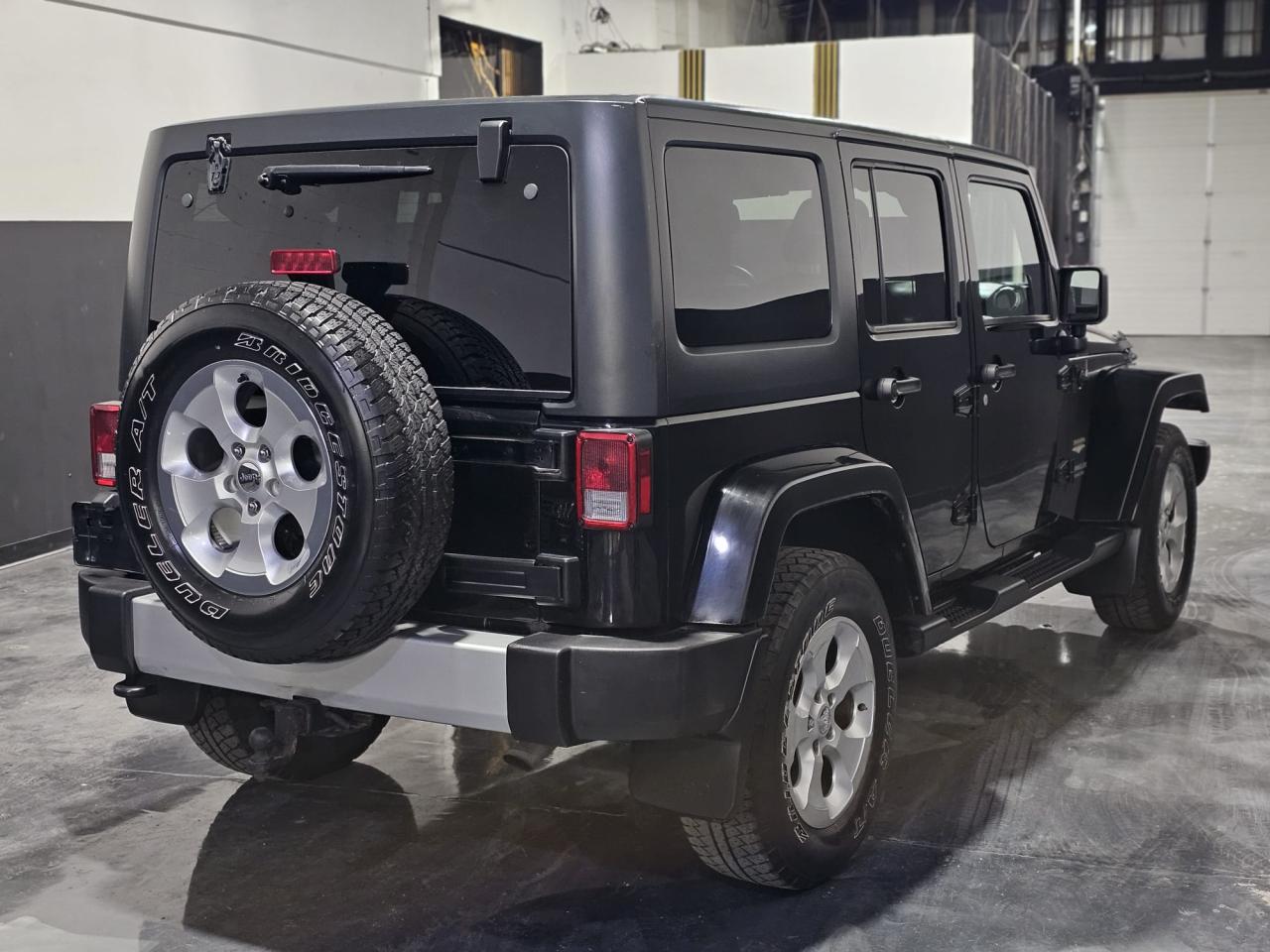 2015 Jeep Wrangler 4WD 4DR SAHARA - Photo #5