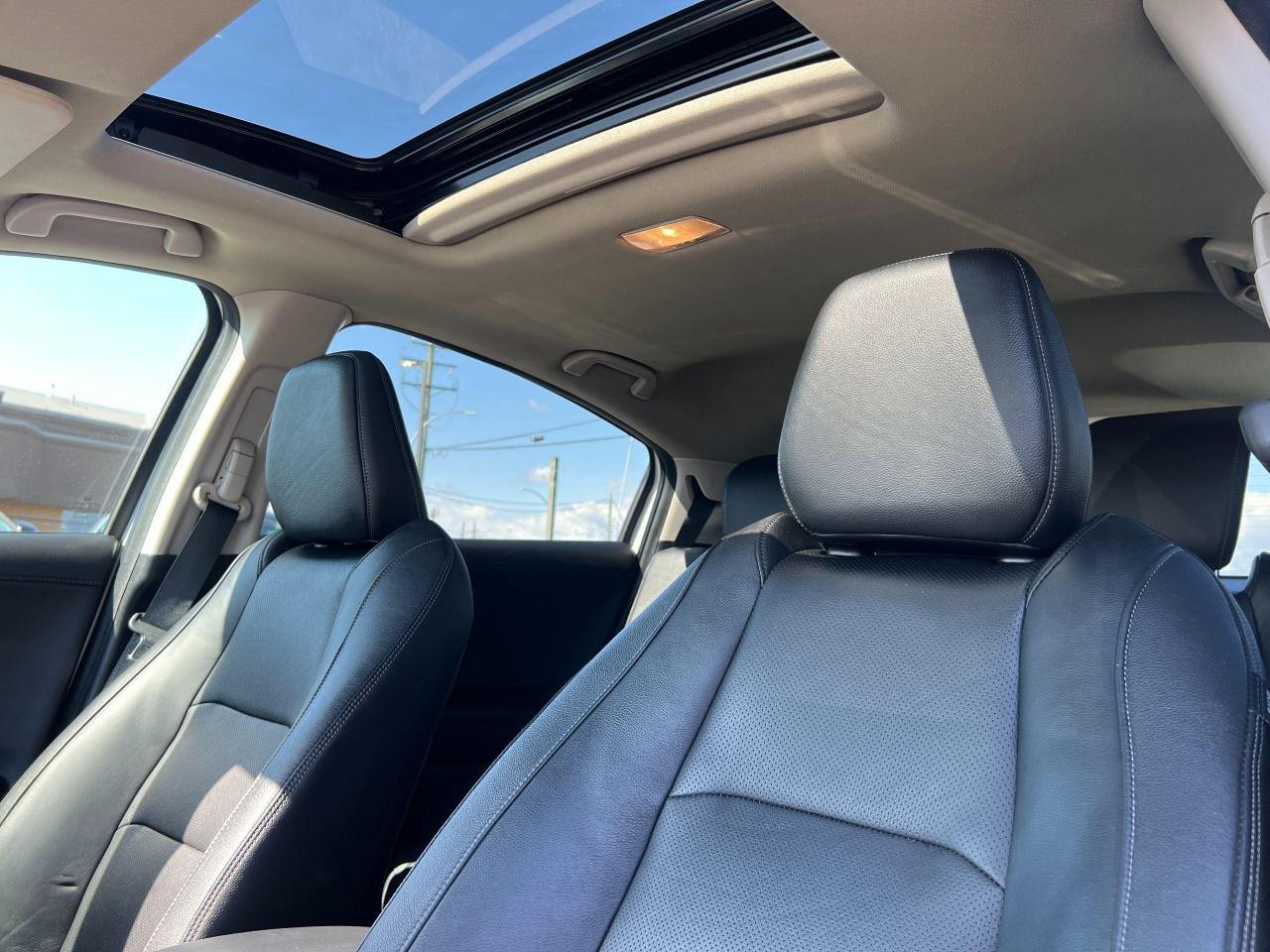 2021 Honda HR-V Touring AWD CVT - Photo #9