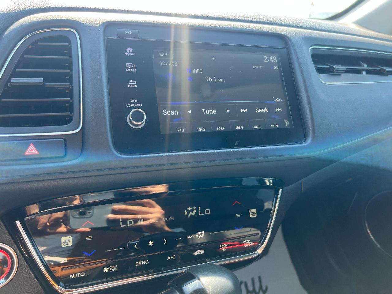 2021 Honda HR-V Touring AWD CVT - Photo #10