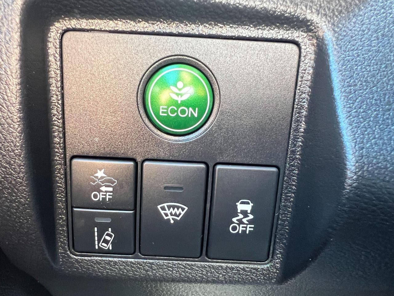 2021 Honda HR-V Touring AWD CVT - Photo #11