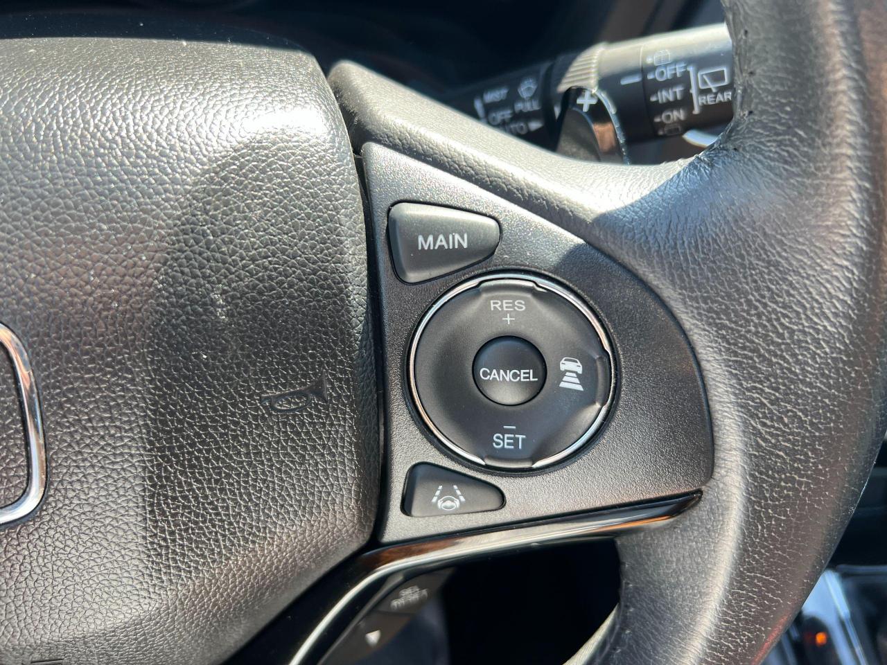2021 Honda HR-V Touring AWD CVT - Photo #12