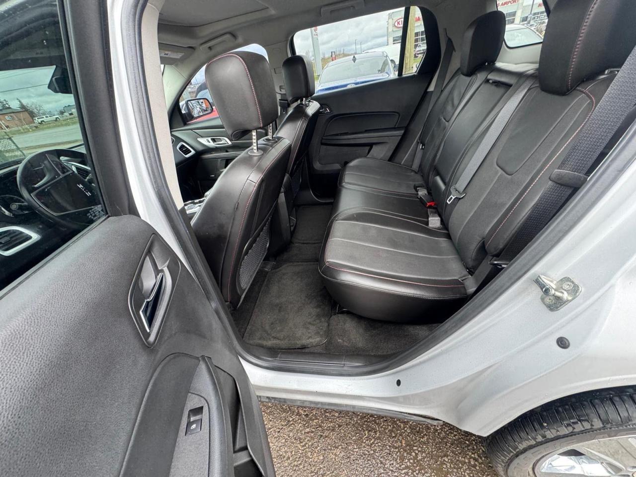 2015 GMC Terrain SLT, WELL SERVICED, AWD, CERTIFIED - Photo #18
