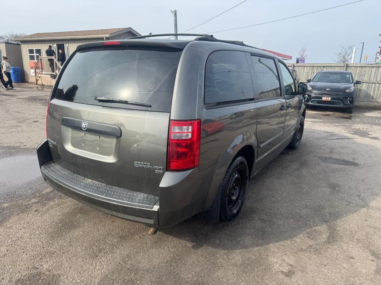 2010 Dodge Grand Caravan SE, MINIVAN, 7 PASSENGER, 3.3L V6, AS IS SPECIAL Photo4