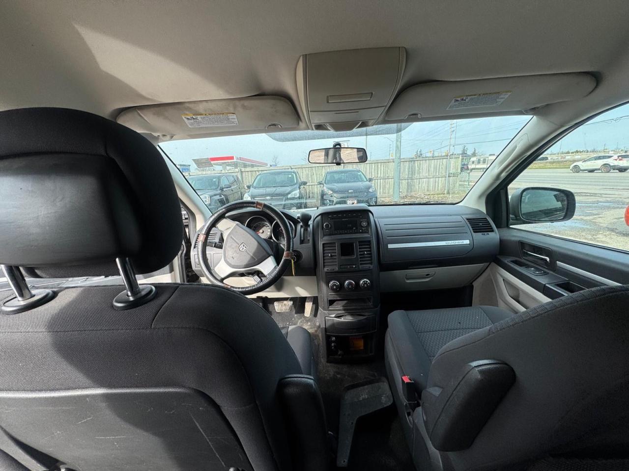 2010 Dodge Grand Caravan SE, MINIVAN, 7 PASSENGER, 3.3L V6, AS IS SPECIAL - Photo #12