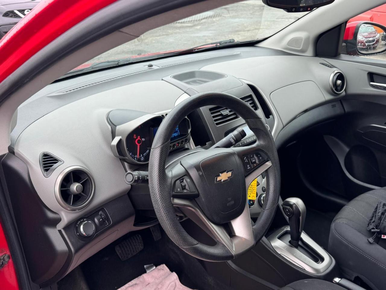 2012 Chevrolet Sonic LT, AUTO, 4 CYL, ONLY 139KMS, RUNS WELL, AS IS - Photo #13
