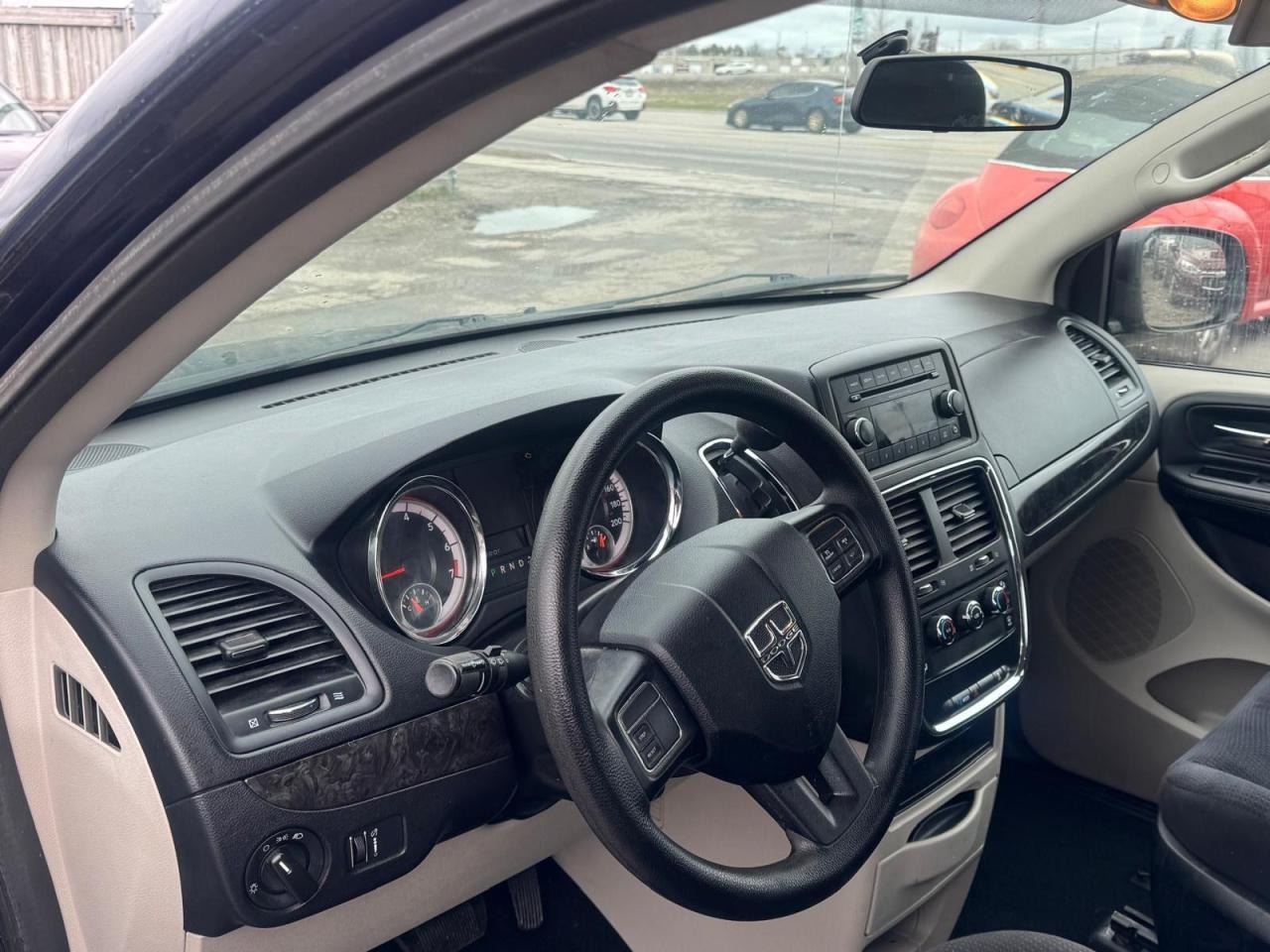 2014 Dodge Grand Caravan SE, V6, 7 PASSENGER, MINIVAN, AS IS SPECIAL - Photo #10