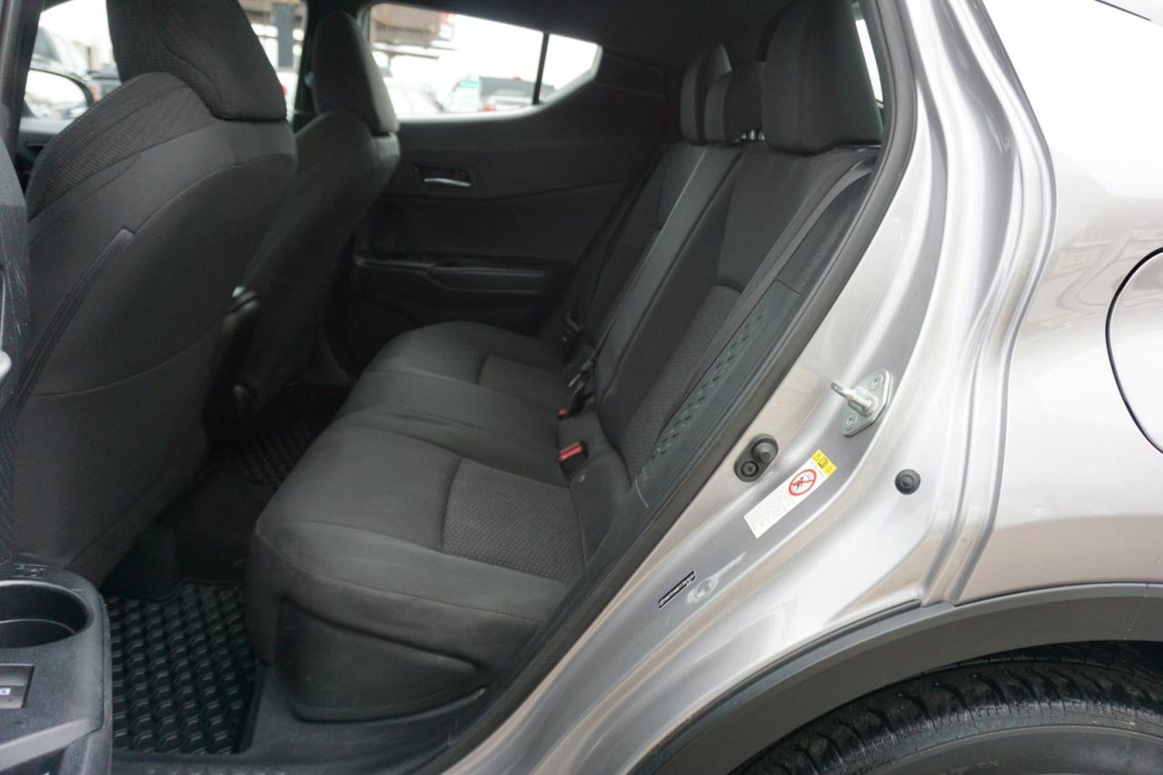 2018 Toyota C-HR XLE CERTIFIED *FREE ACCIDENT* CAMERA BLUETOOTH HEATED SEATS CRUISE ALLOYS - Photo #14