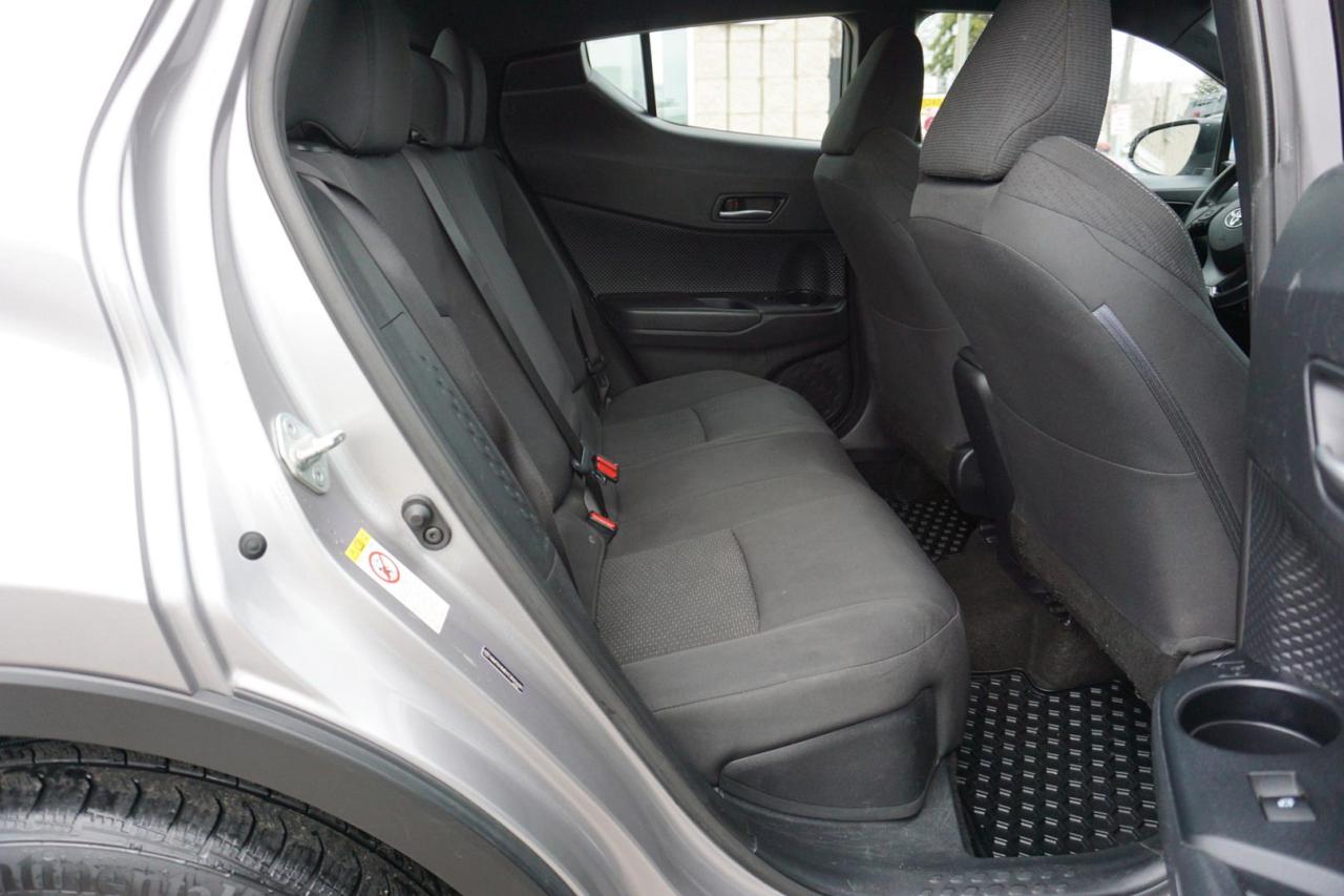 2018 Toyota C-HR XLE CERTIFIED *FREE ACCIDENT* CAMERA BLUETOOTH HEATED SEATS CRUISE ALLOYS - Photo #15