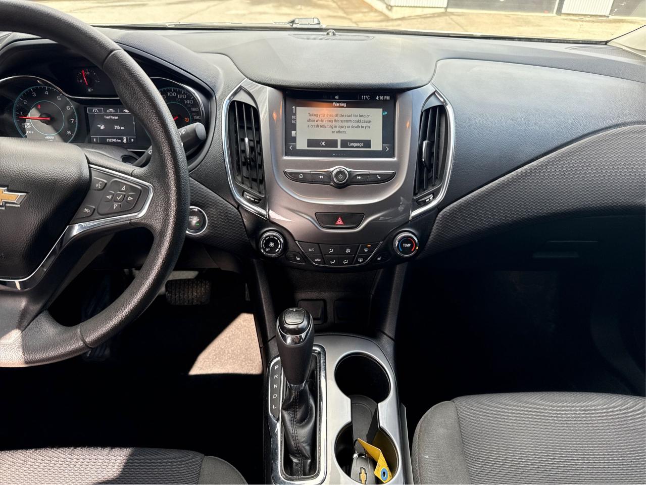 2016 Chevrolet Cruze LT AUTO - Photo #11