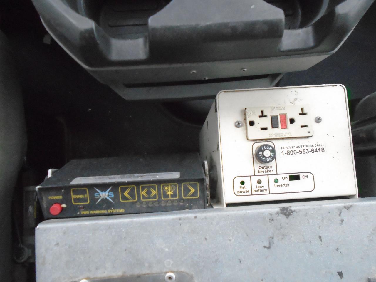 2011 Ford Econoline E-350 Super Duty Commercial - Photo #16