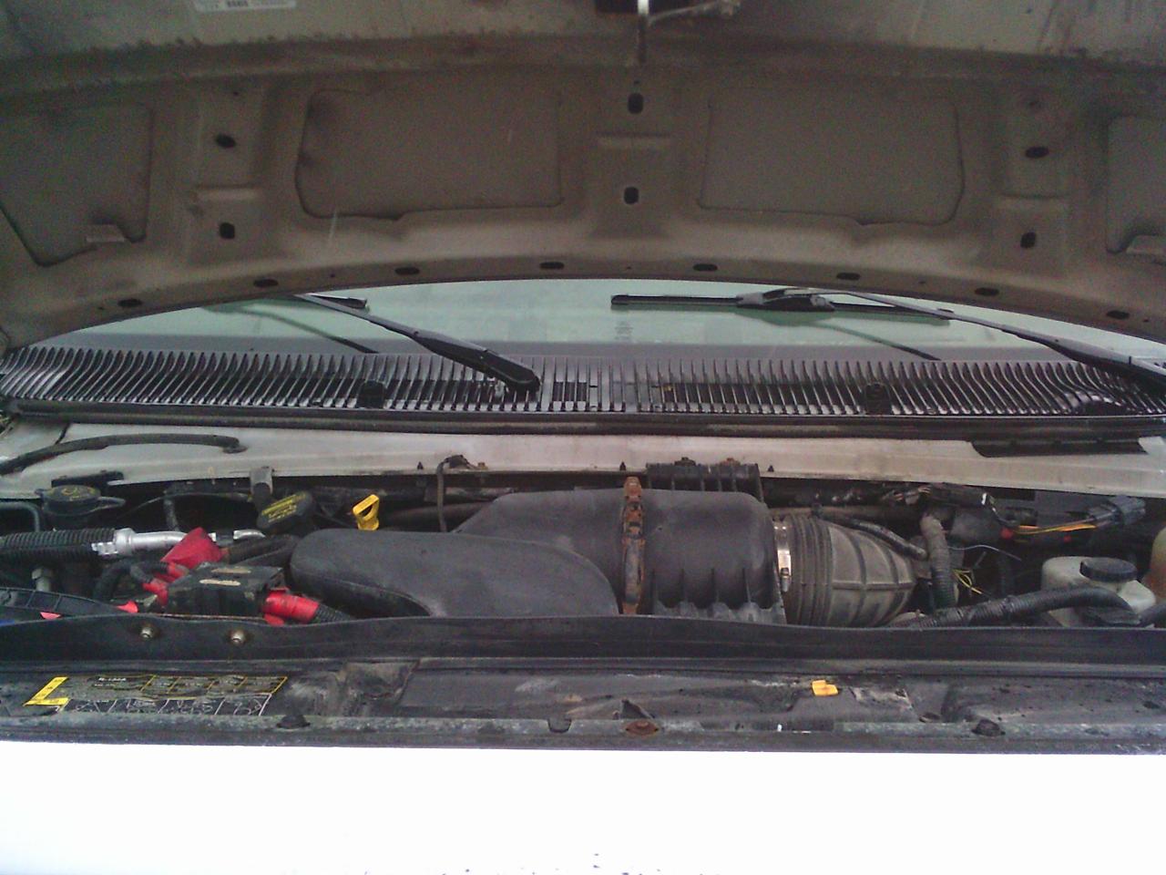 2011 Ford Econoline E-350 Super Duty Commercial - Photo #35