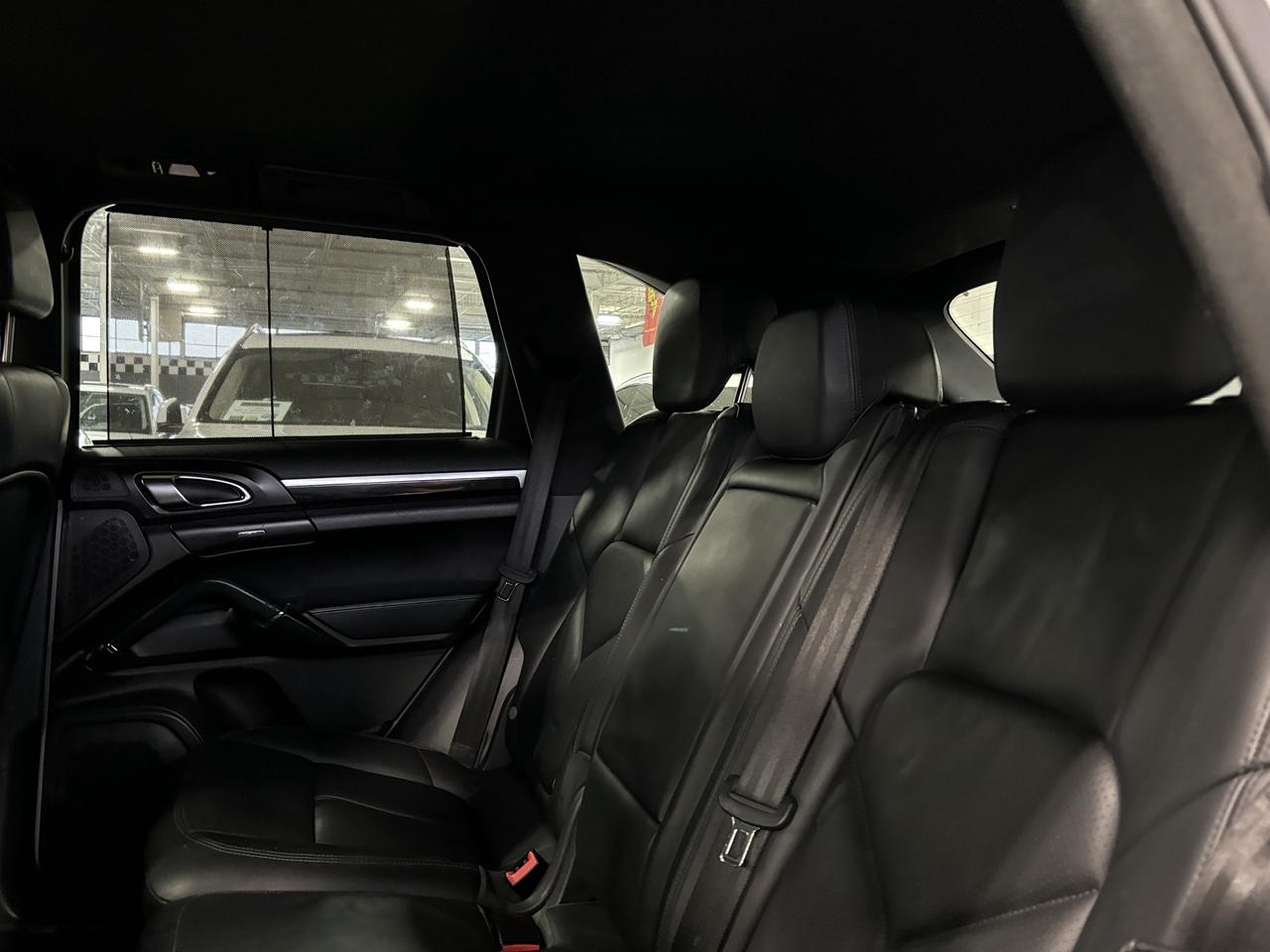 2013 Porsche Cayenne Tiptronic|AWD|NAV|LEATHER|SUNROOF|BACKUPCAMERA|+++ Photo4
