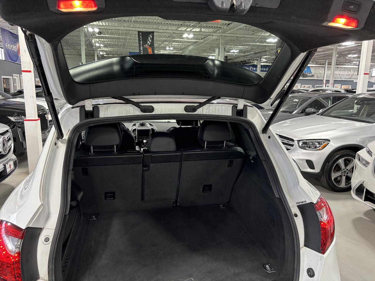 2013 Porsche Cayenne Tiptronic|AWD|NAV|LEATHER|SUNROOF|BACKUPCAMERA|+++ Photo