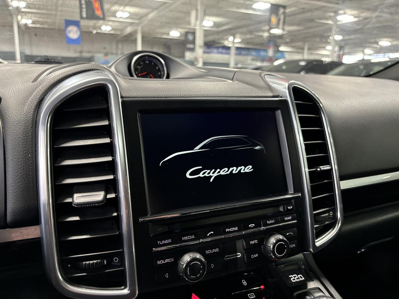 2013 Porsche Cayenne Tiptronic|AWD|NAV|LEATHER|SUNROOF|BACKUPCAMERA|+++ Photo