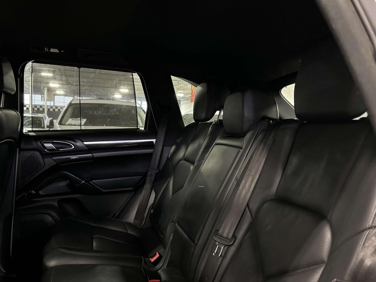 2013 Porsche Cayenne Tiptronic|AWD|NAV|LEATHER|SUNROOF|BACKUPCAMERA|+++ Photo4