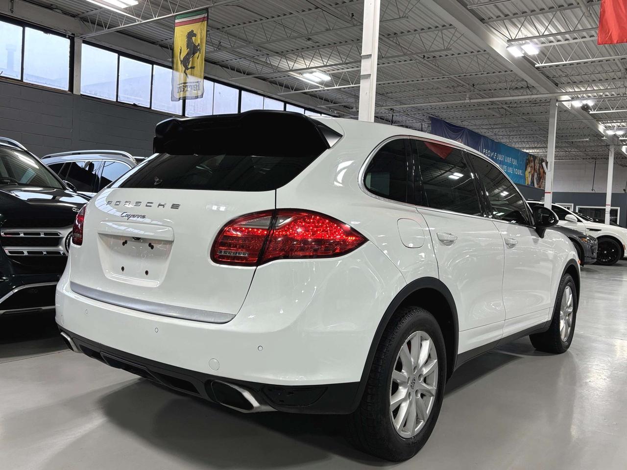 2013 Porsche Cayenne Tiptronic|AWD|NAV|LEATHER|SUNROOF|BACKUPCAMERA|+++ Photo
