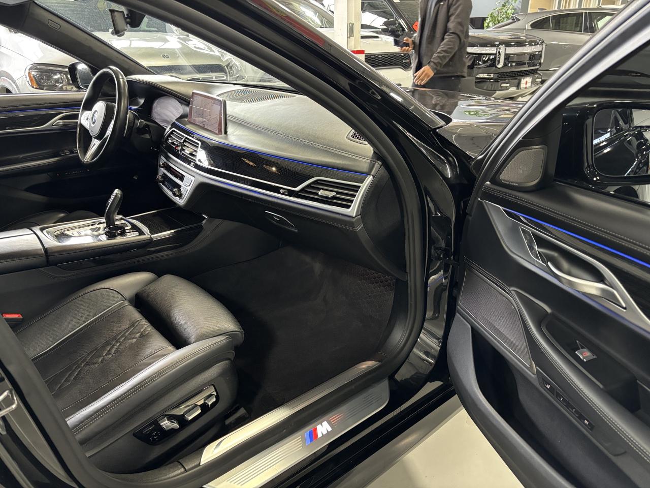 2020 BMW 7 Series 750i xDrive|MPACKAGE|NAV|MASSAGE|HUD|HARMANKARDON| - Photo #17