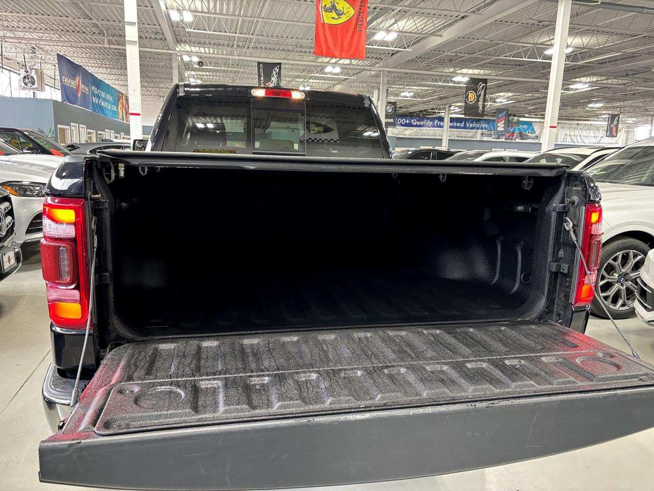 2019 RAM 1500 Limited|4X4|V8HEMI|CREW|LONGBOX|NAV|CREAMSEATS|NAV - Photo #8