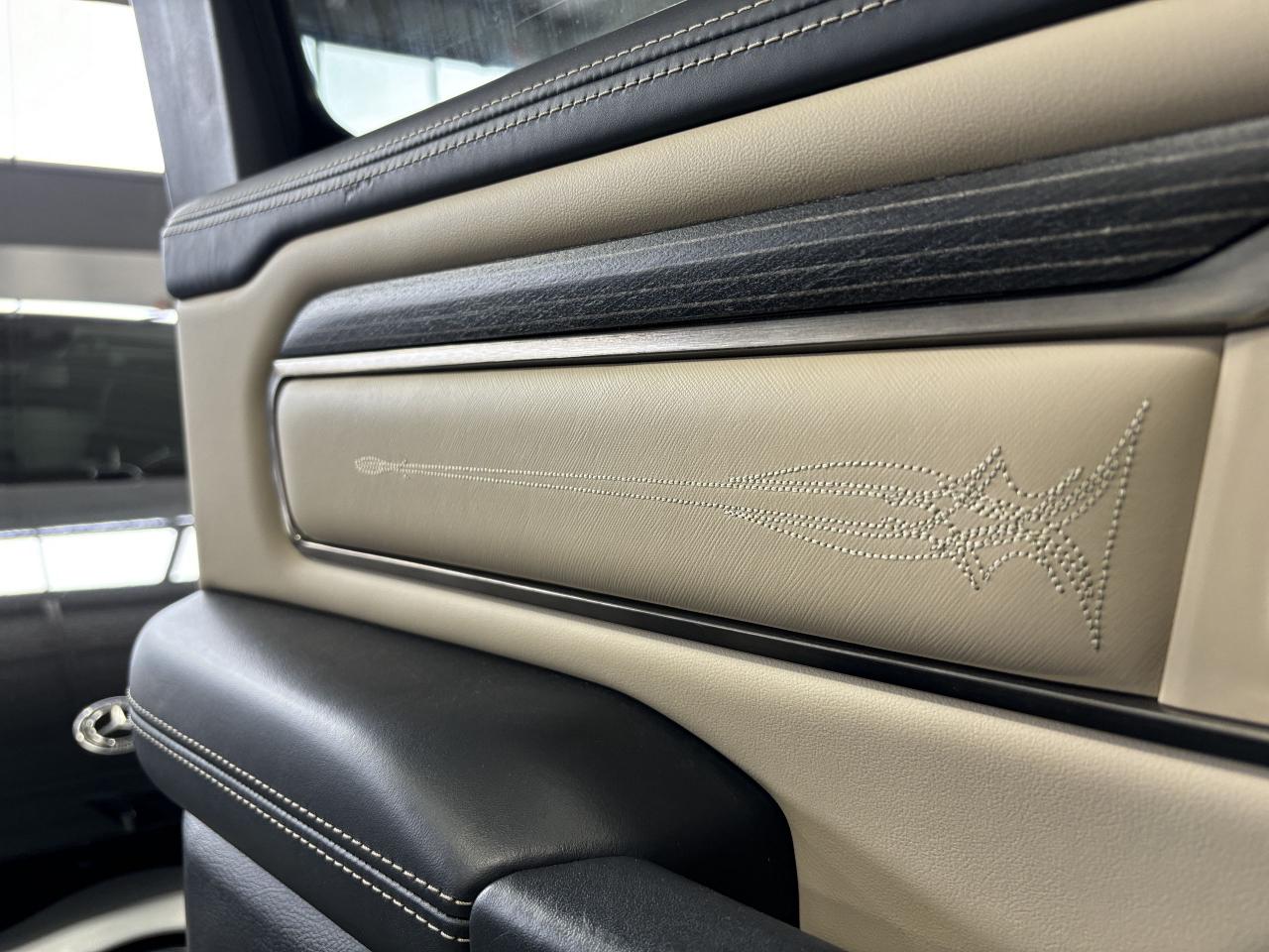 2019 RAM 1500 Limited|4X4|V8HEMI|CREW|LONGBOX|NAV|CREAMSEATS|NAV - Photo #12