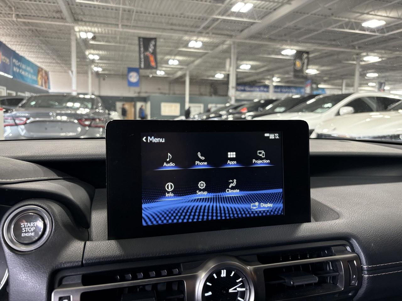 2022 Lexus IS 300 AWD|SUNROOF|ALLOYS|LEATHER|BACKUPCAM|HEATEDSEATS|+ - Photo #17