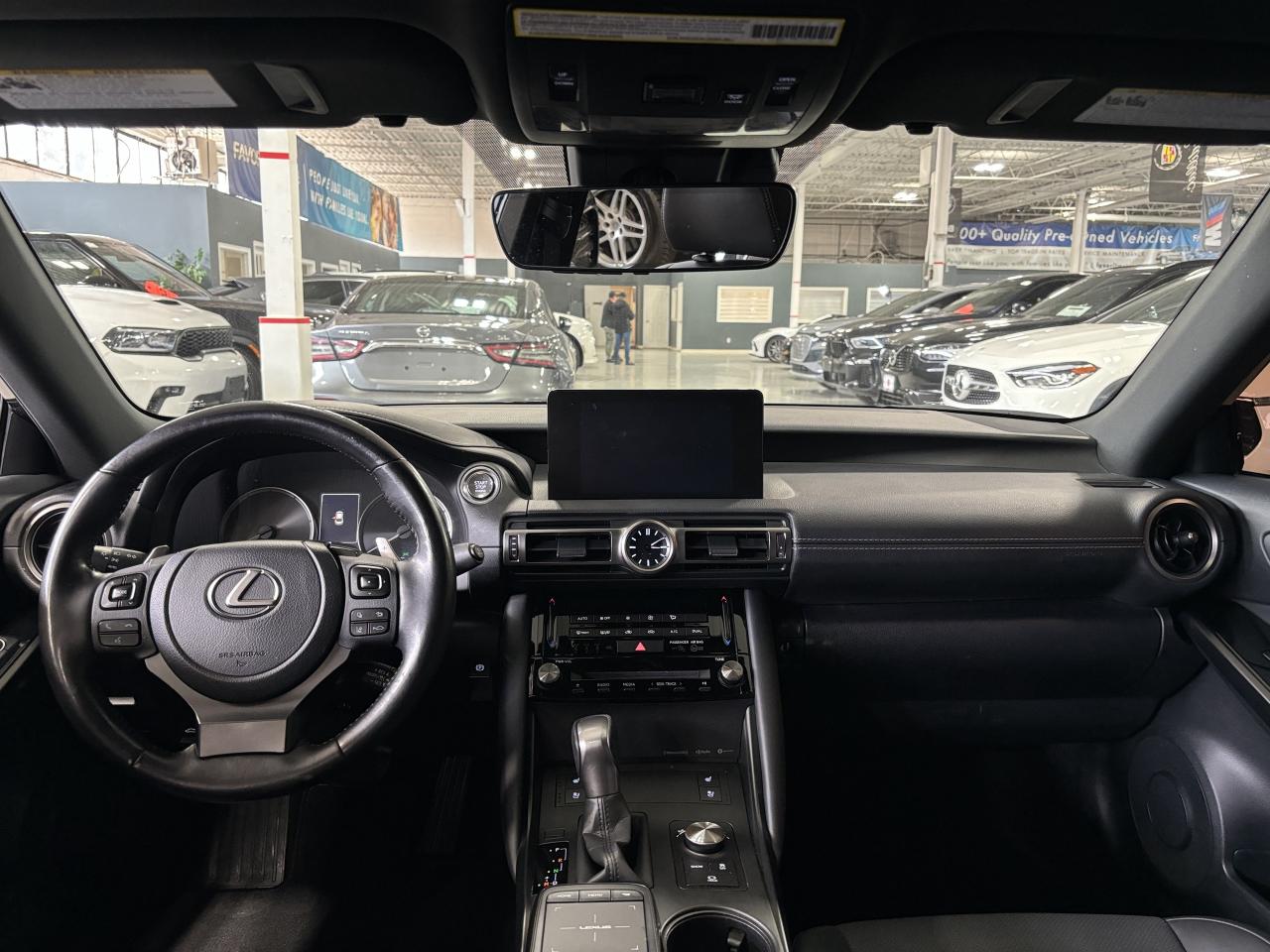 2022 Lexus IS 300 AWD|SUNROOF|ALLOYS|LEATHER|BACKUPCAM|HEATEDSEATS|+ - Photo #9