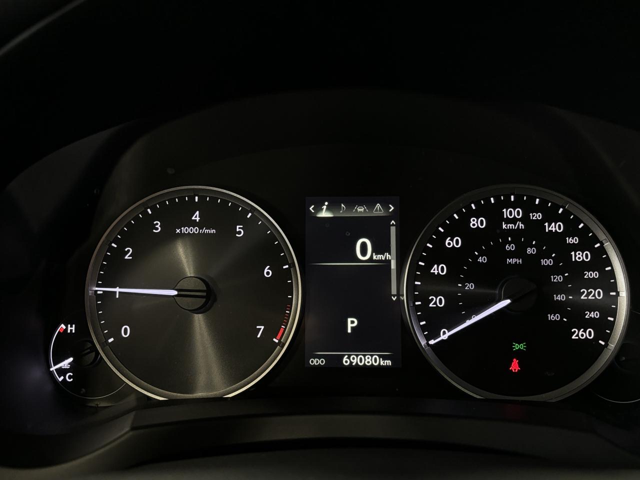 2022 Lexus IS 300 AWD|SUNROOF|ALLOYS|LEATHER|BACKUPCAM|HEATEDSEATS|+ - Photo #24