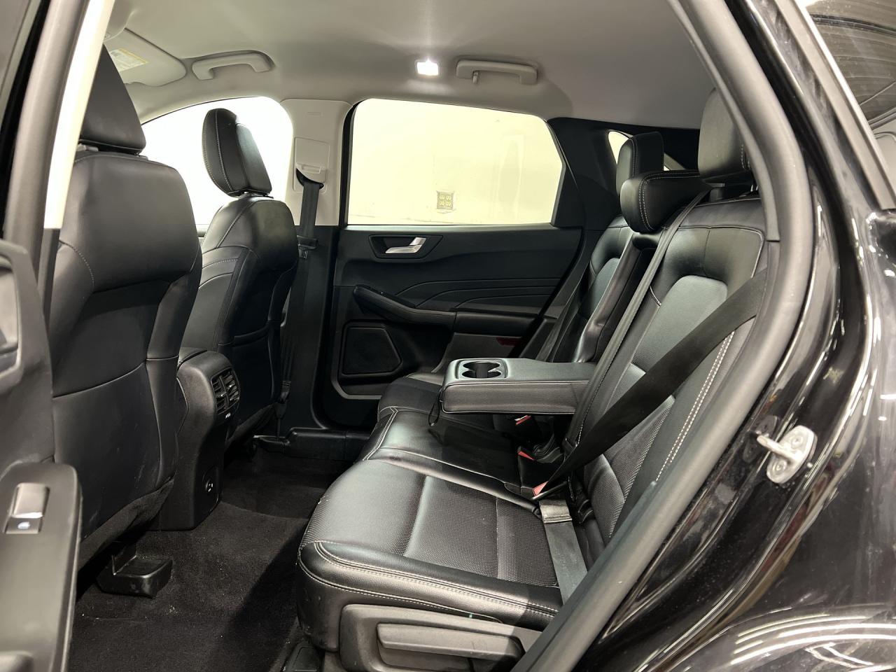 2022 Ford Escape TITANIUM AWD | 250HP ECOBOOST | HTD LEATHER | NAV Photo