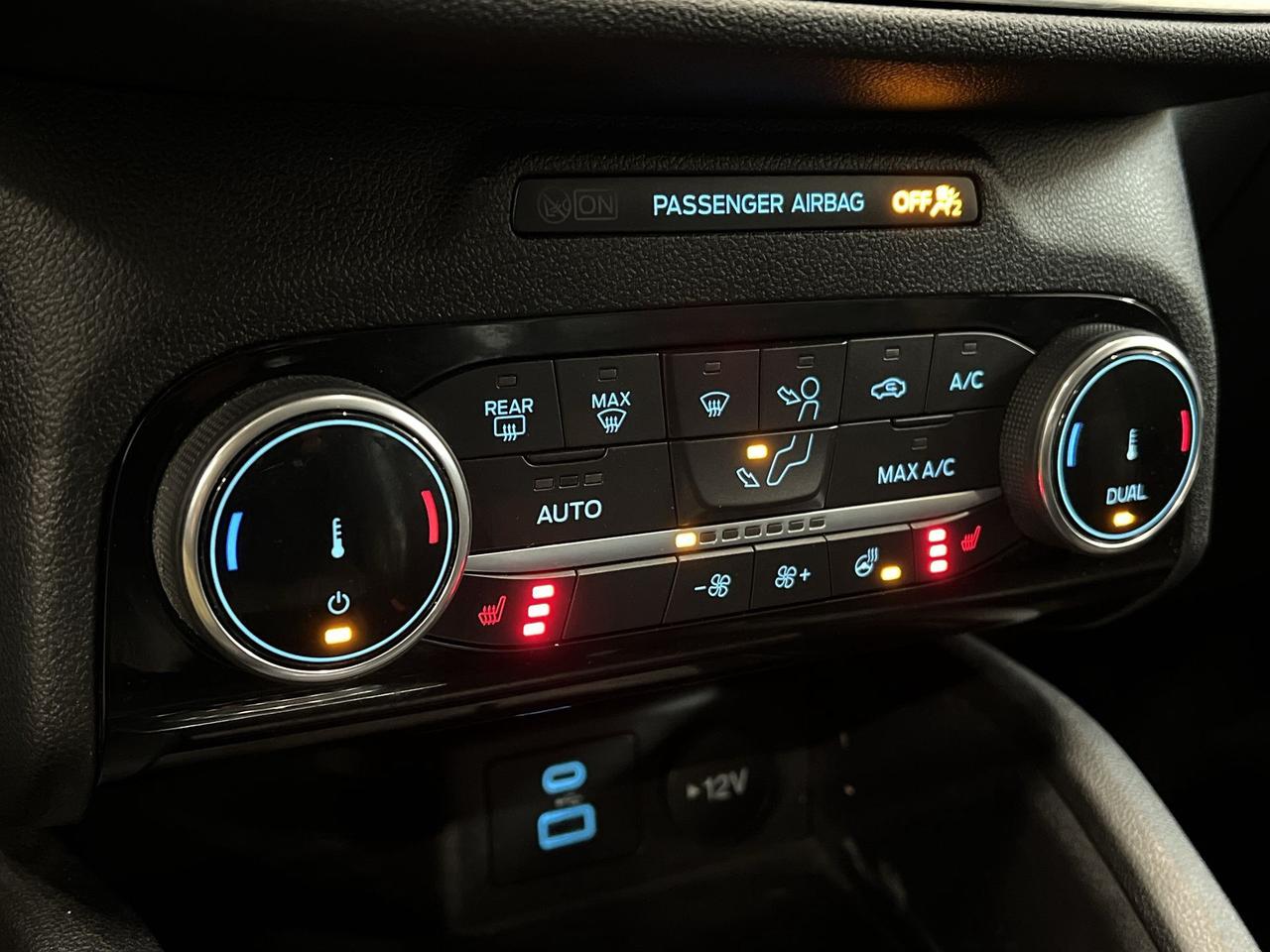2022 Ford Escape TITANIUM AWD | 250HP ECOBOOST | HTD LEATHER | NAV Photo